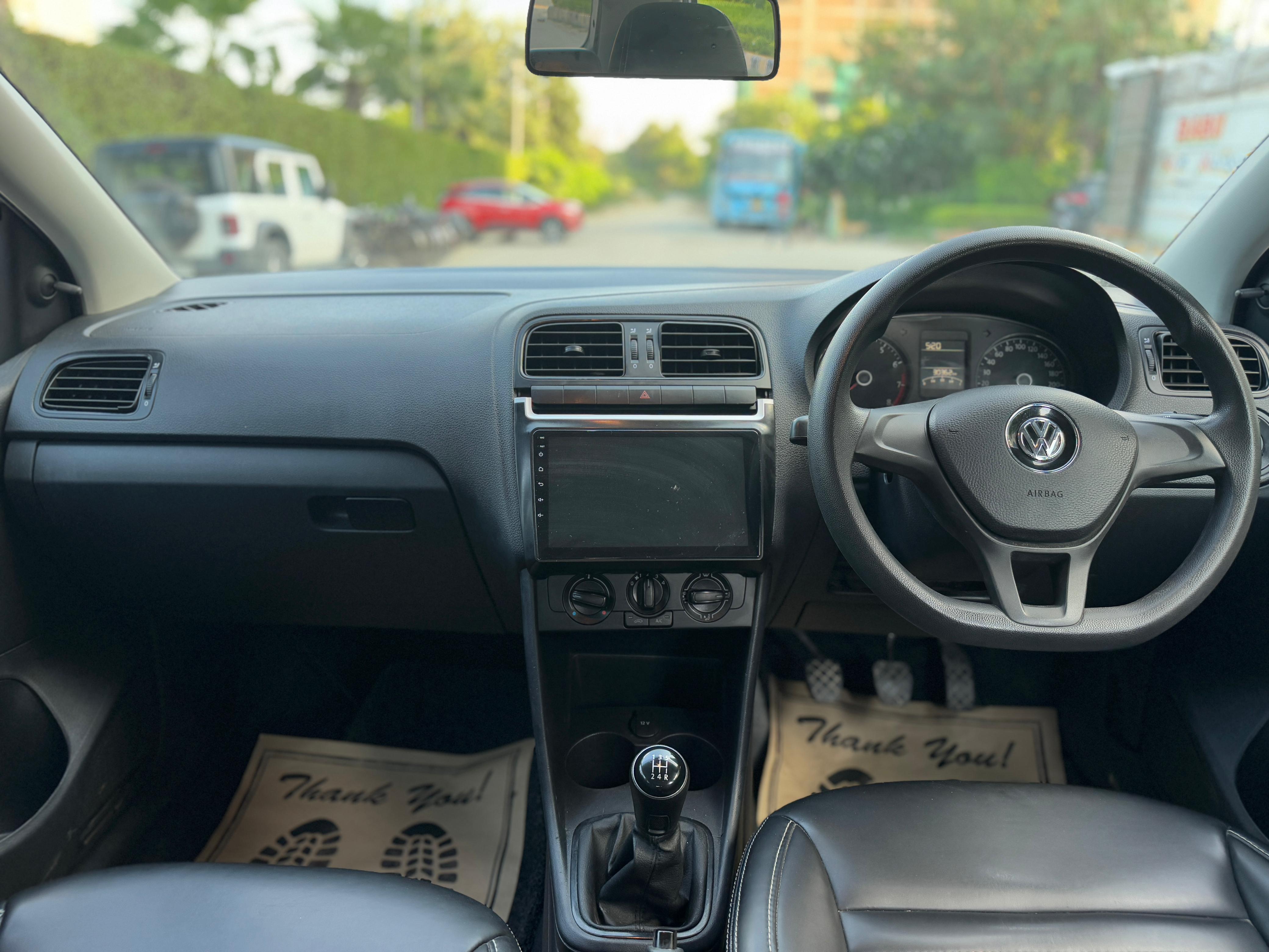 Volkswagen POLO TREND LINE  2022 - Image 5