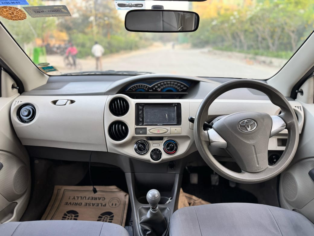 Toyota Etios G 2015 - Image 7